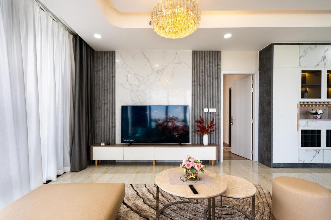 Convinia Luxury The Peak Midtown Aparthotel Хошимин Екстериор снимка