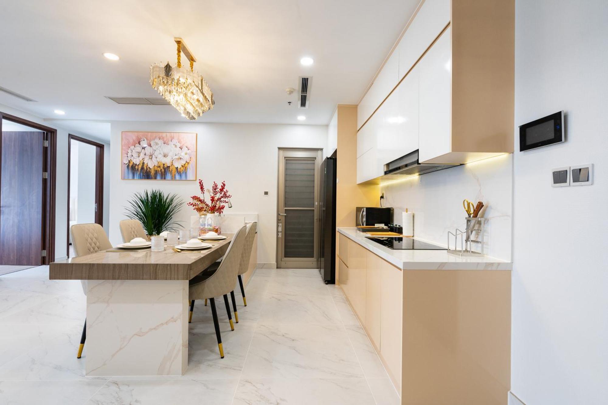 Convinia Luxury The Peak Midtown Aparthotel Хошимин Екстериор снимка