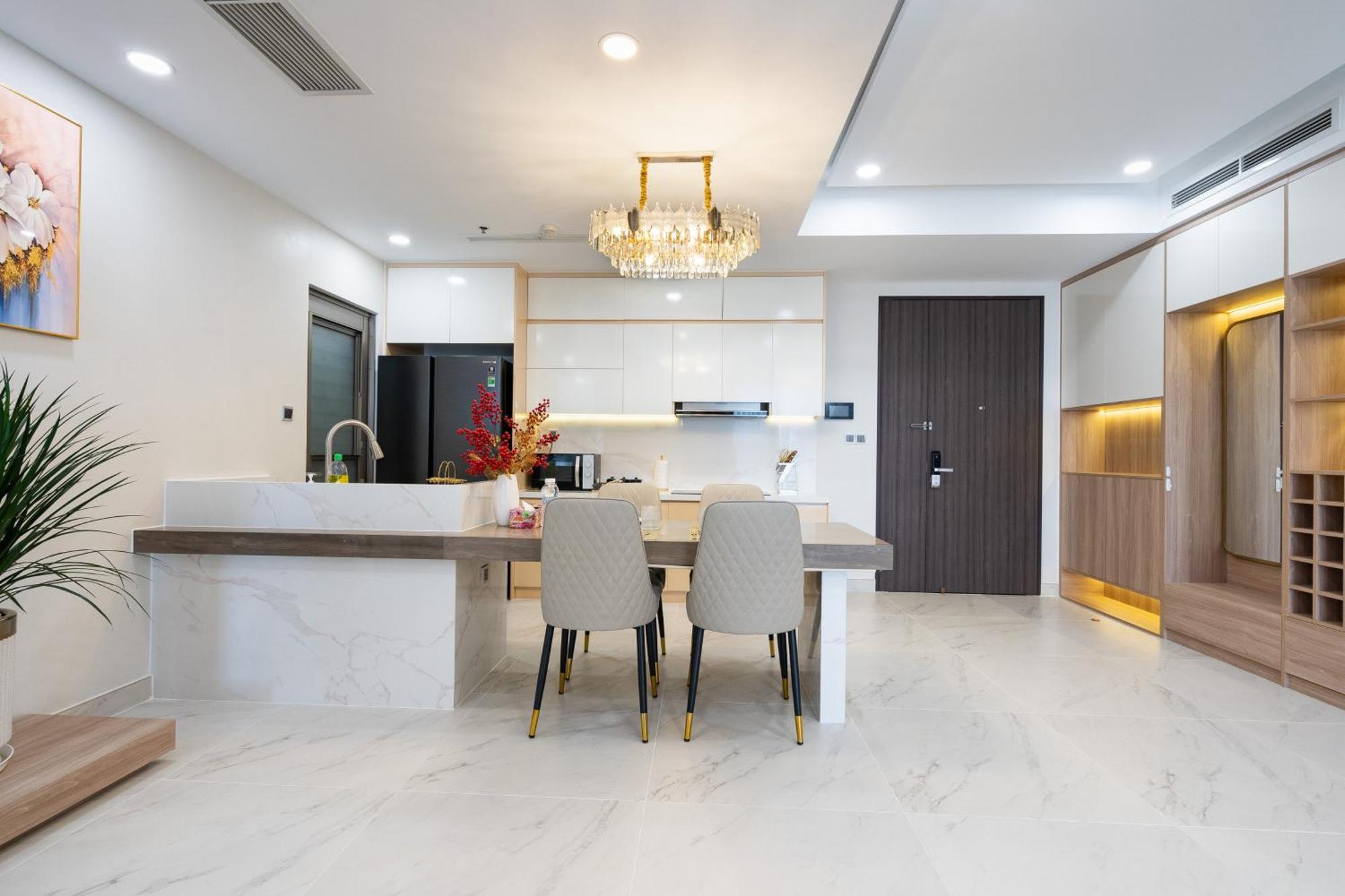 Convinia Luxury The Peak Midtown Aparthotel Хошимин Екстериор снимка